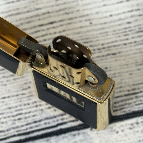 Zippo Vintage Black Gold Elegance B XIII Lighter - Picture 7 of 10